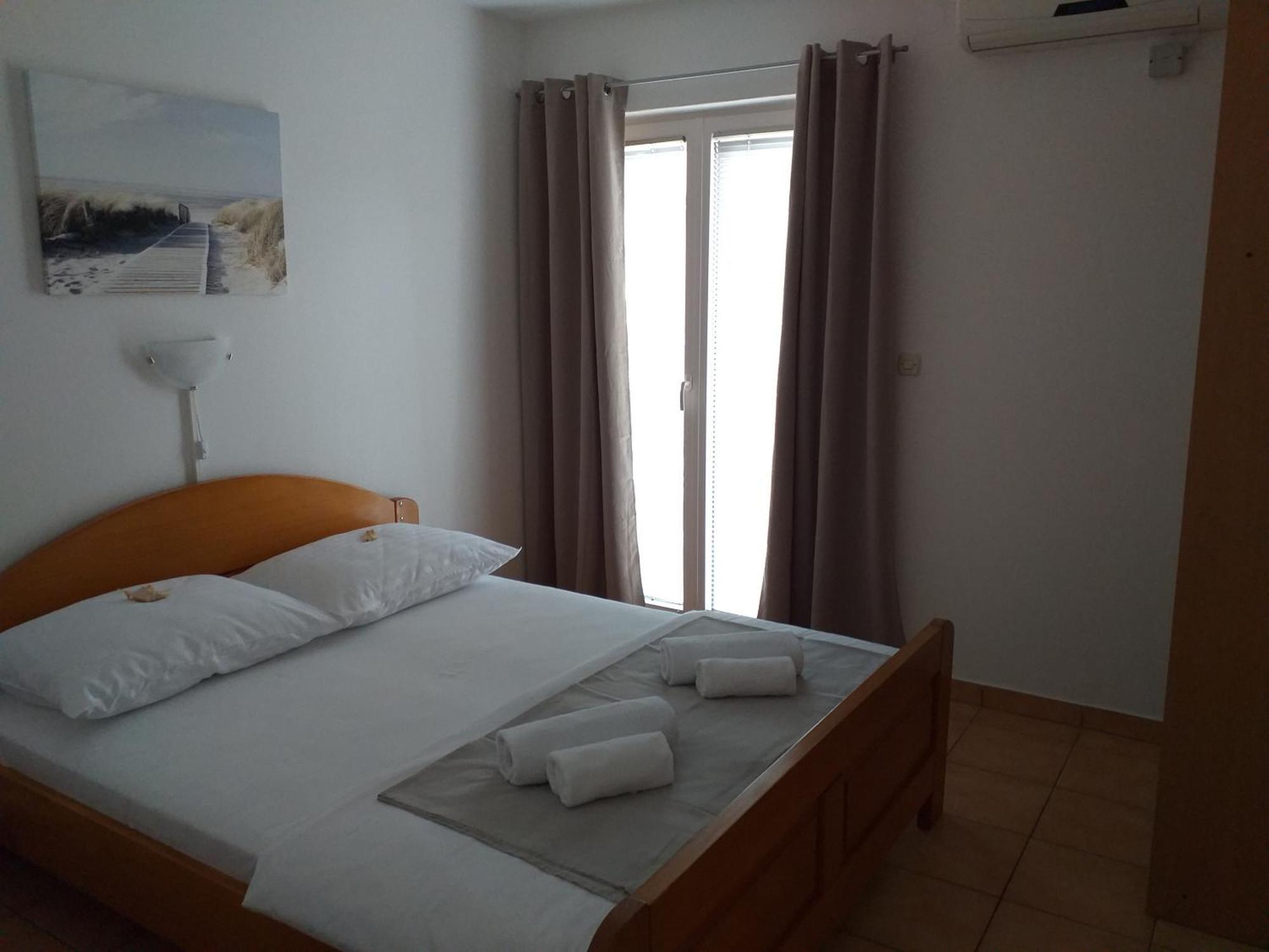 Apartments I-P Malinska Quarto foto